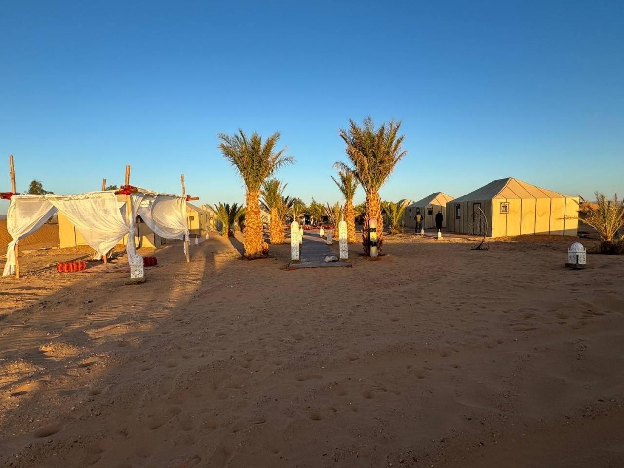 Erg Chebbi Sahara Camp Hotel Merzuga Kültér fotó