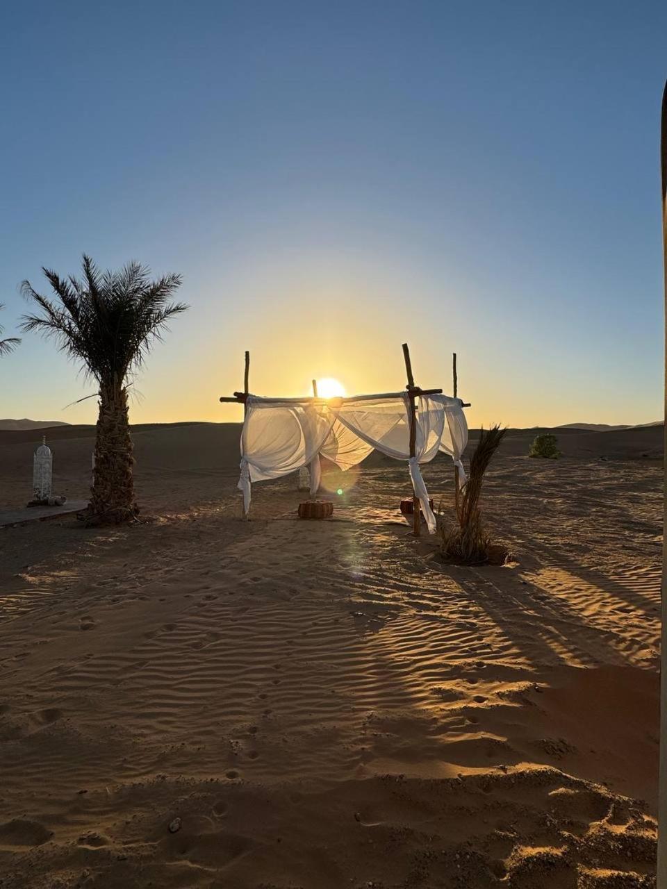 Erg Chebbi Sahara Camp Hotel Merzuga Kültér fotó